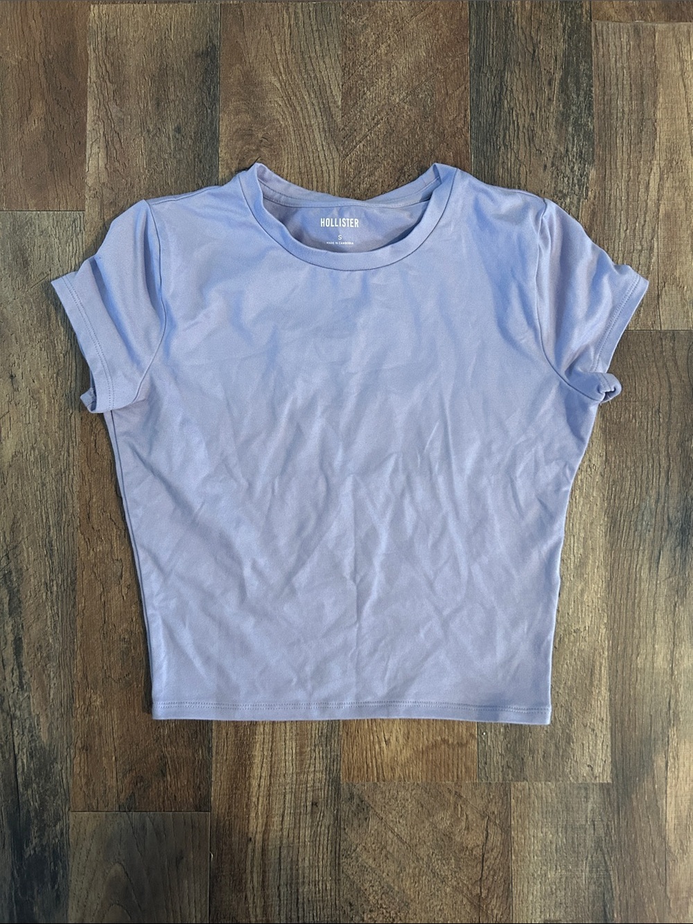 Hollister Light Purple Cropped Fitted Tee